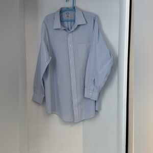 Brooks Brothers dress shirt 17 1/2. Excellent condition